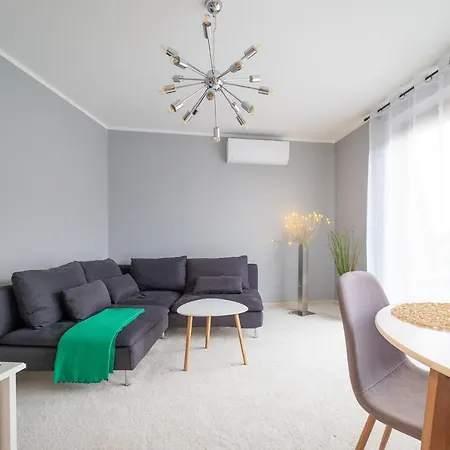 Mimi Wroclaw-wysoka, 2 Sypialnie I Salon, Oddzielna Kuchnia